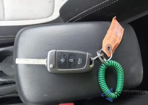 2020 Hyundai Venue Sel from USA, damaged, VIN KMHRC8A35LU047488